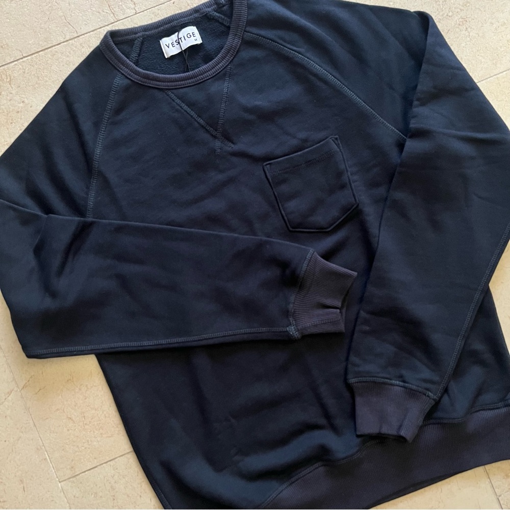 VESTIGE / Navy Sweatshirt